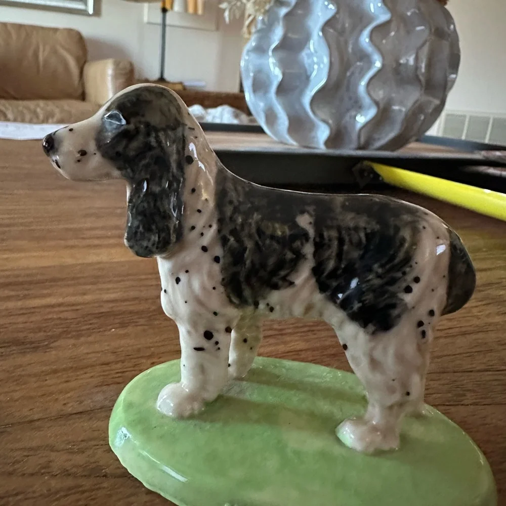 🏆 Vintage Rare Wade England Dog Figurine – Championship Series Spaniel Decor
